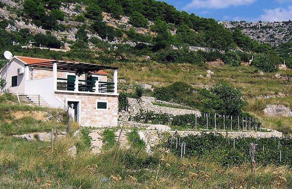 Holiday Home Vineyard House Bol Exterior photo